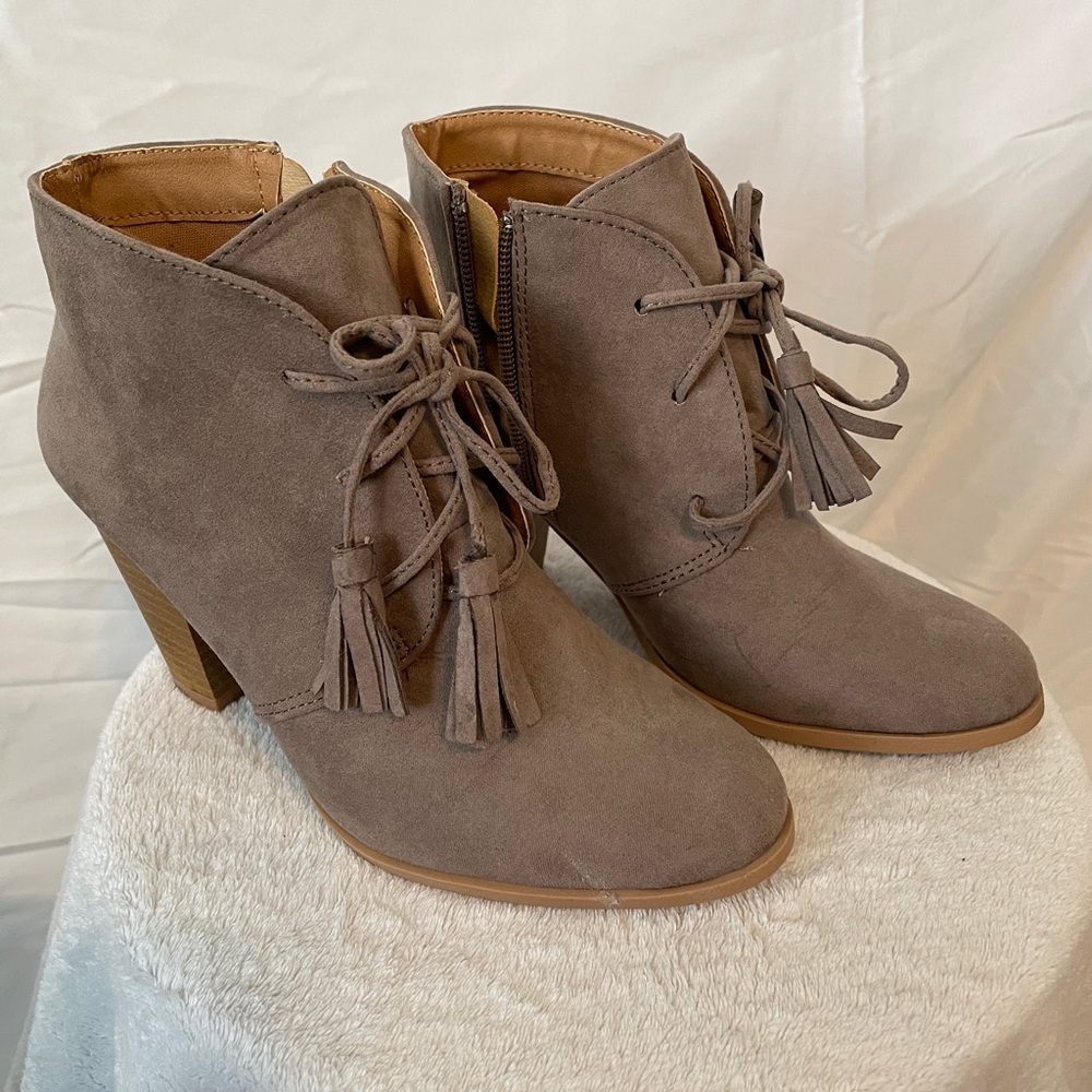Gray Womens booties